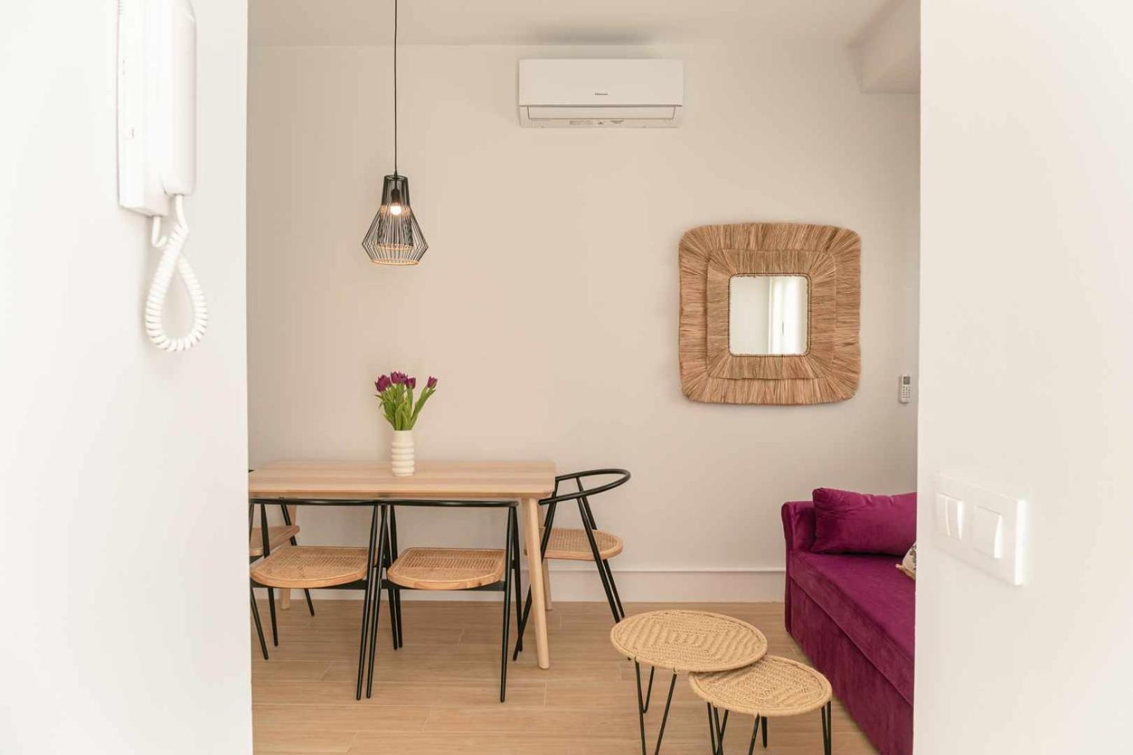 Isg Cuna Aparthotel Sevilla